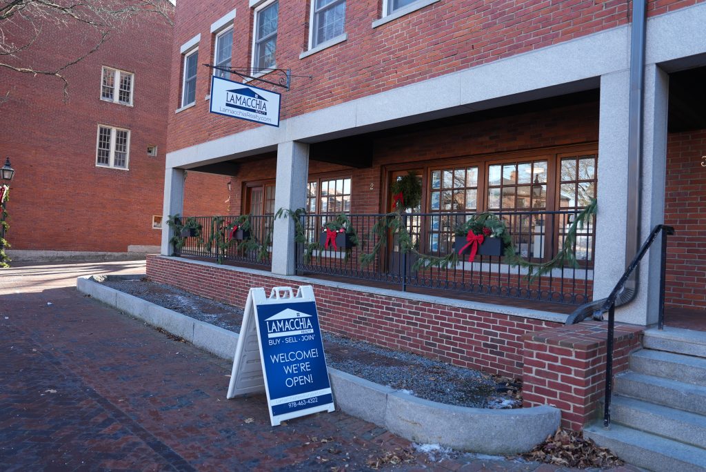 Newburyport_Amesbury Grand Opening14