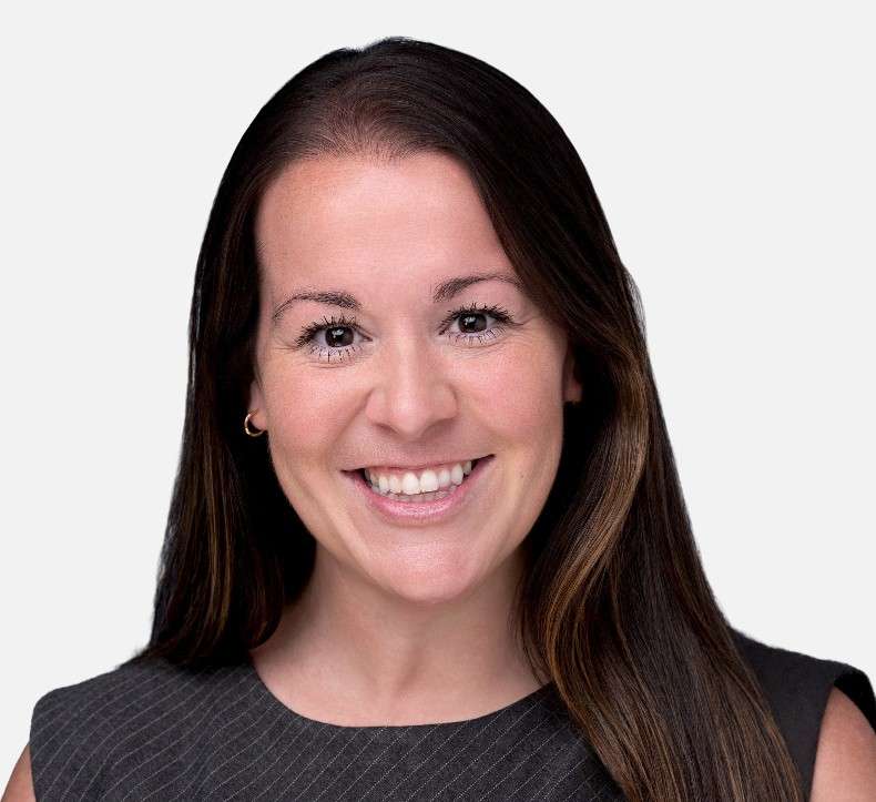 Dyanna Cowie headshot 0326