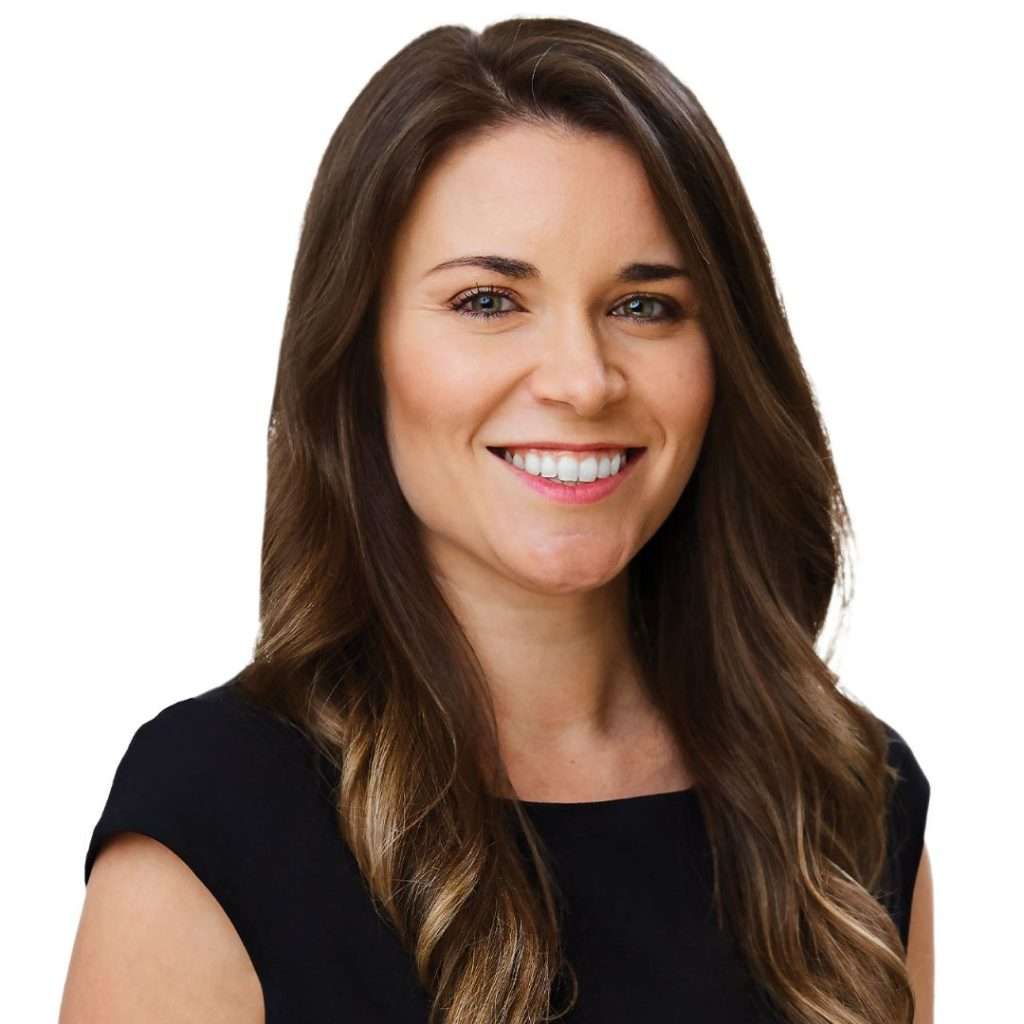 Jenni Bazelak 0926 square headshot