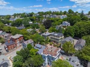 Historic,Residential,Houses,On,Benefit,Street,At,Bowen,Street,In