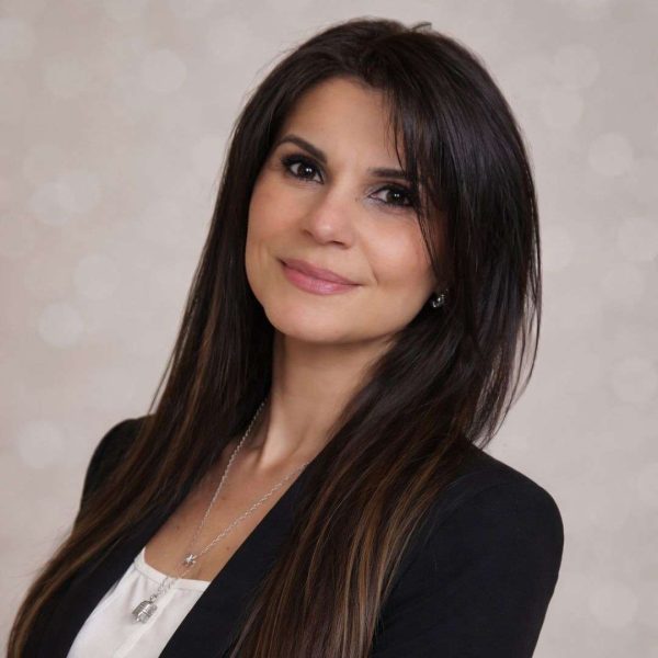 Alicia Soukseunchay square headshot