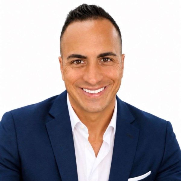 Joseph Ribeiro 0926 square headshot
