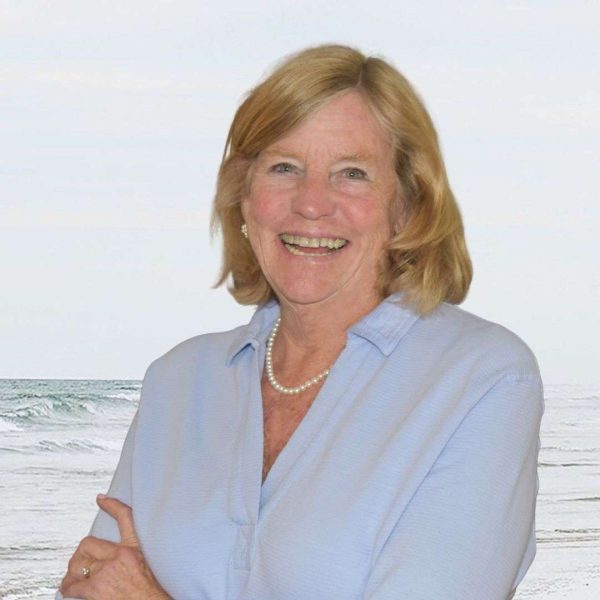 Kate decker 0926 square headshot
