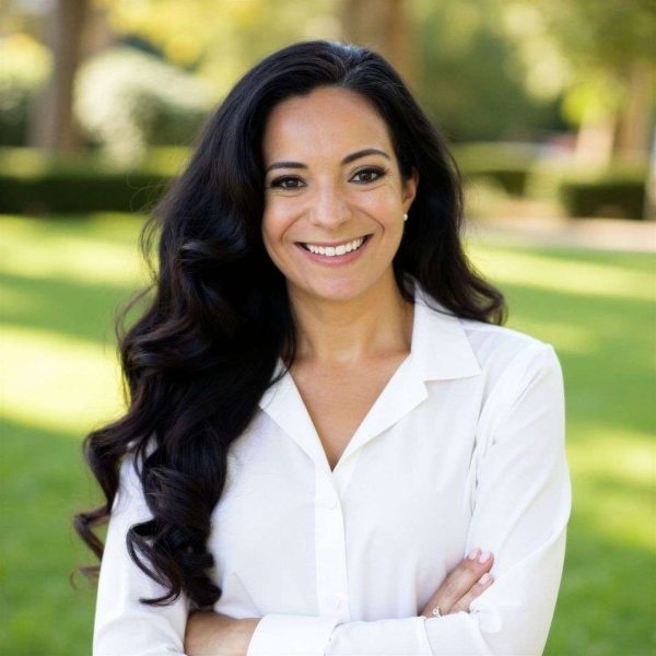 Pina crosby 1026 square headshot
